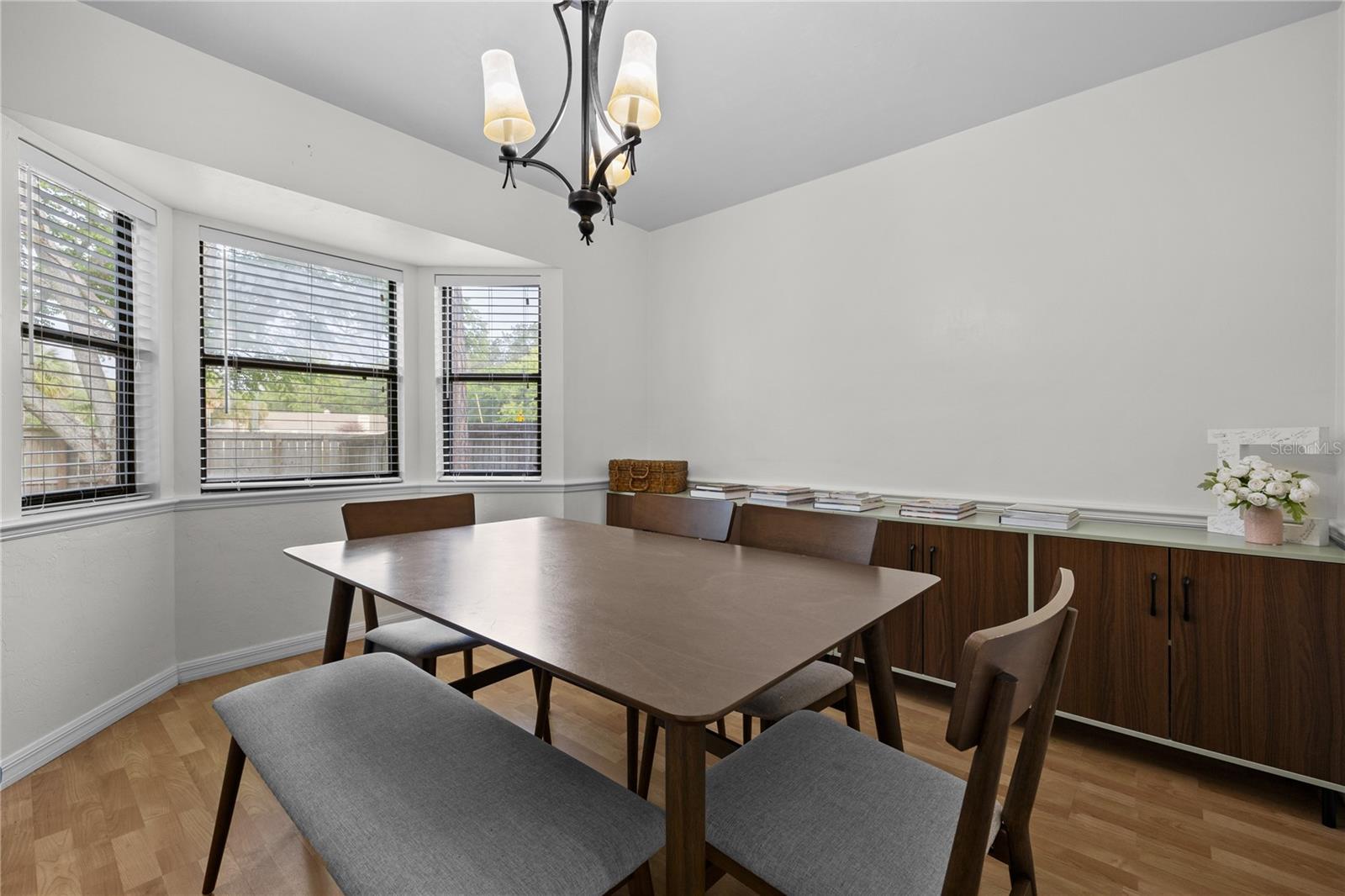 Image 10 of 30 For 6013 37th Terrace