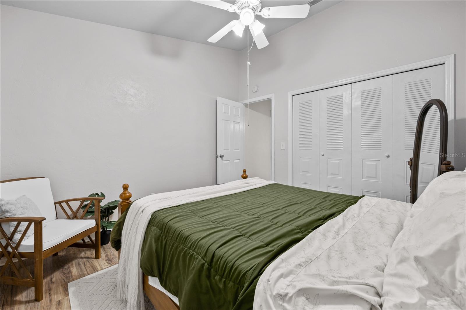 Image 18 of 30 For 6013 37th Terrace