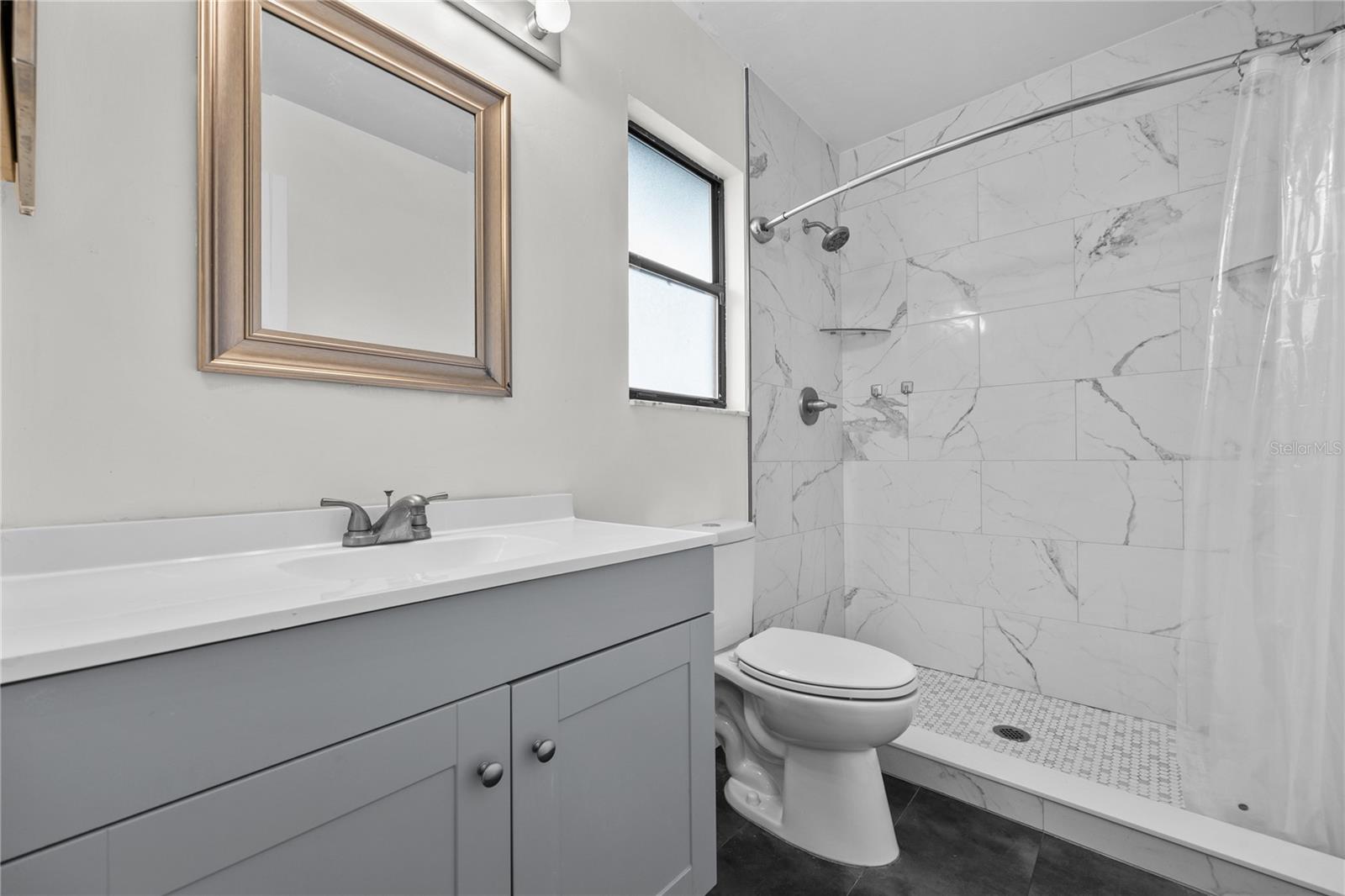 Image 21 of 30 For 6013 37th Terrace