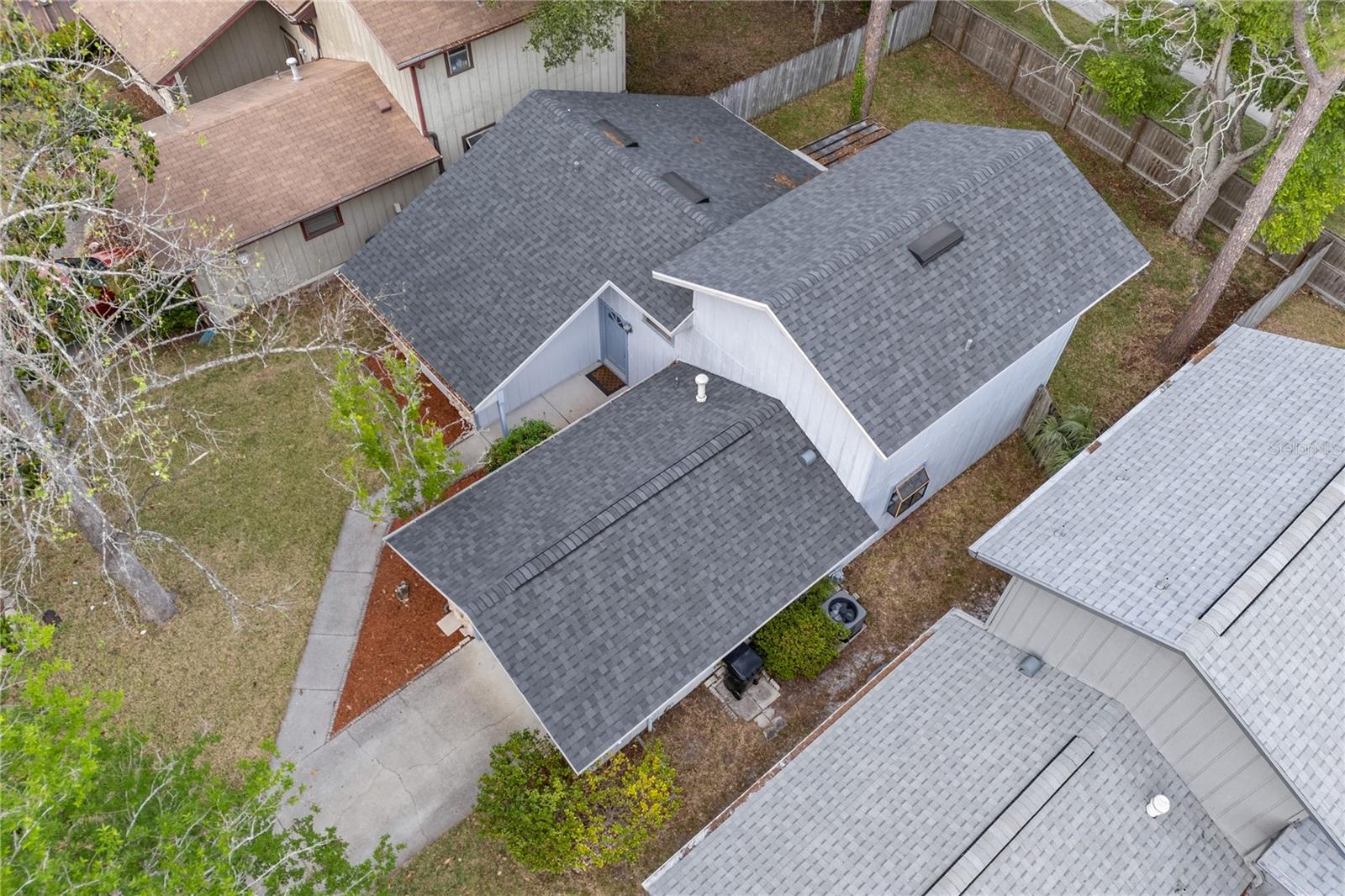 Image 4 of 30 For 6013 37th Terrace