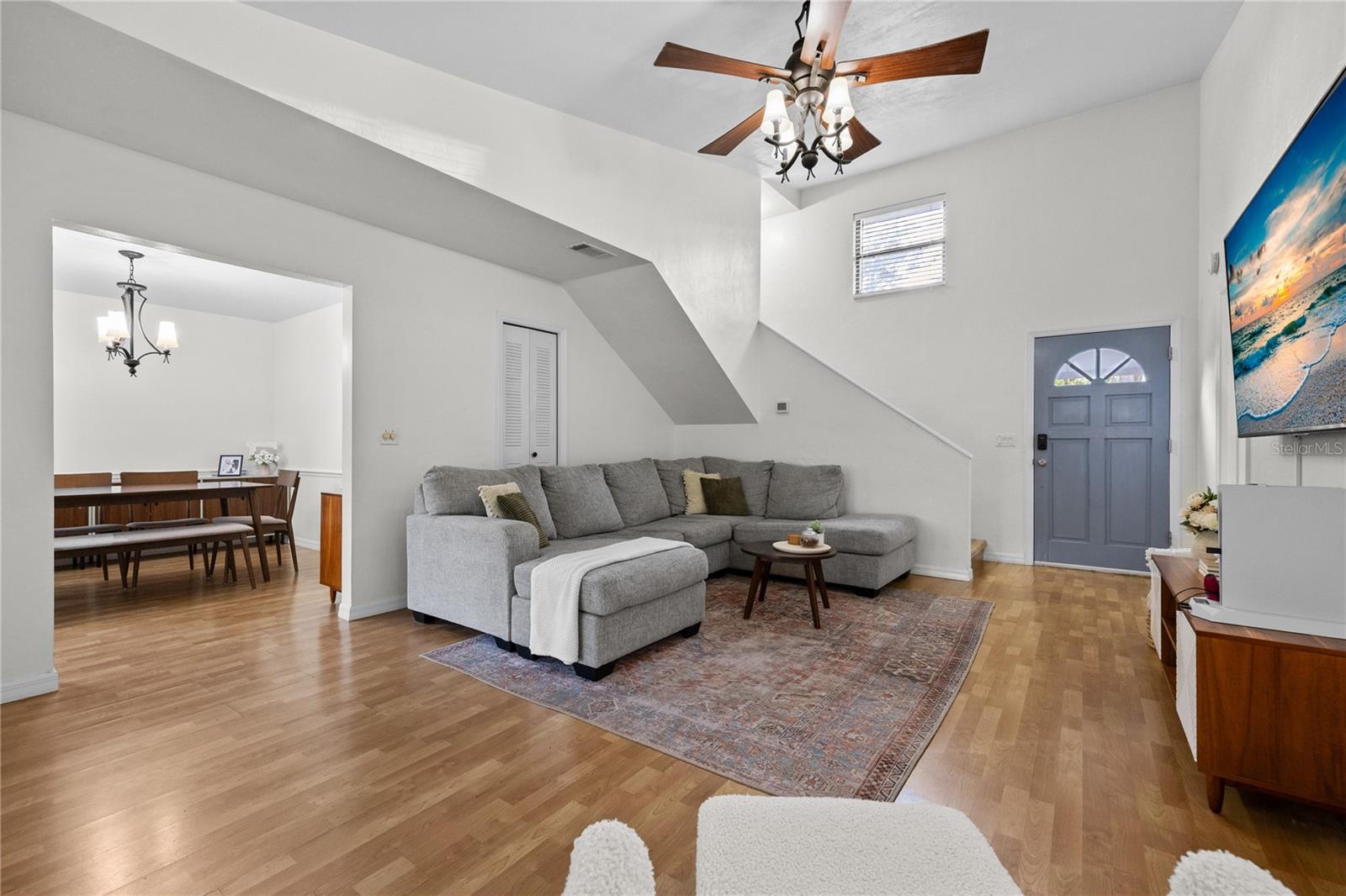 Image 5 of 30 For 6013 37th Terrace