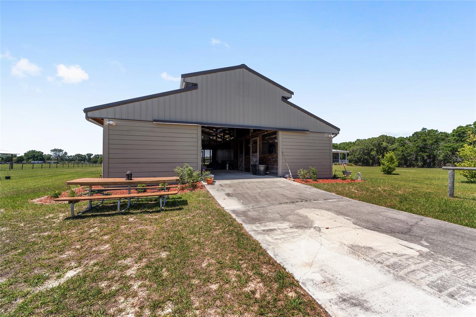 Image 55 of 96 For 2520 County Road 337