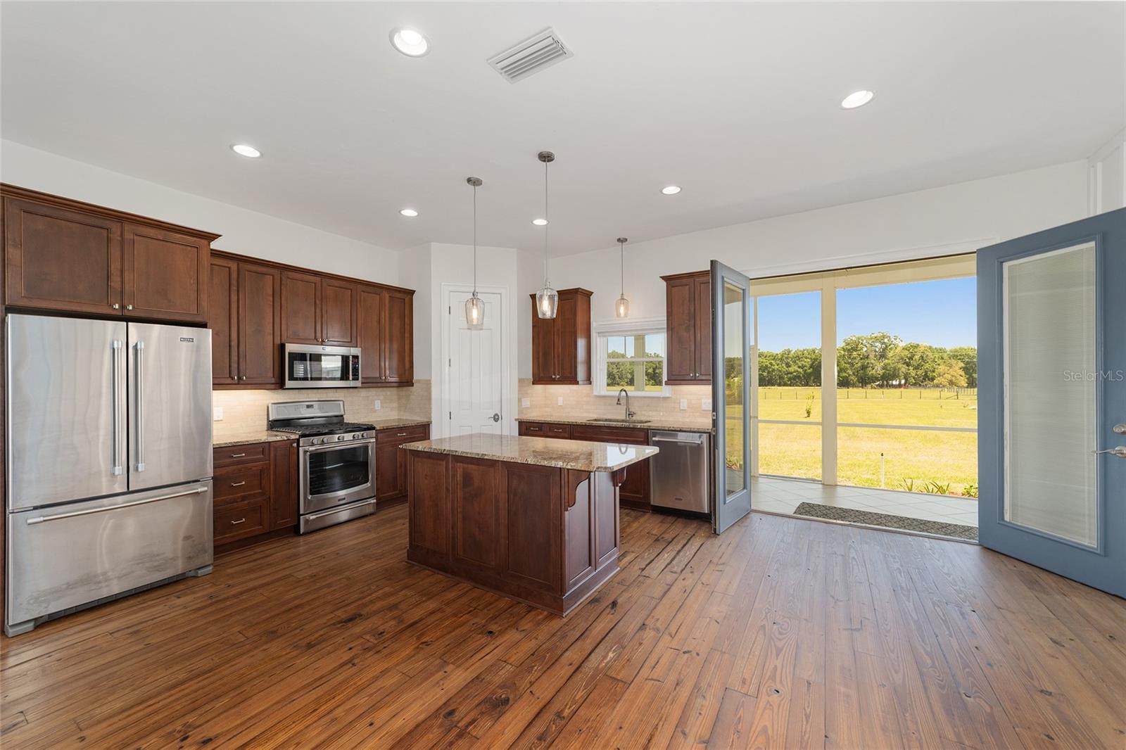 Image 7 of 96 For 2520 County Road 337