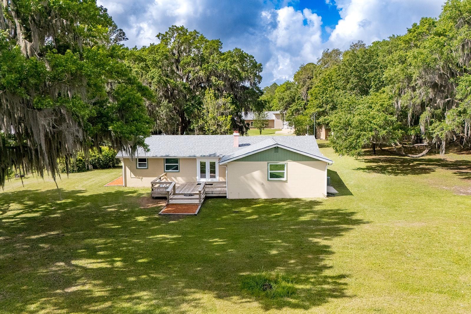 Image 18 of 100 For 16602 124th Avenue