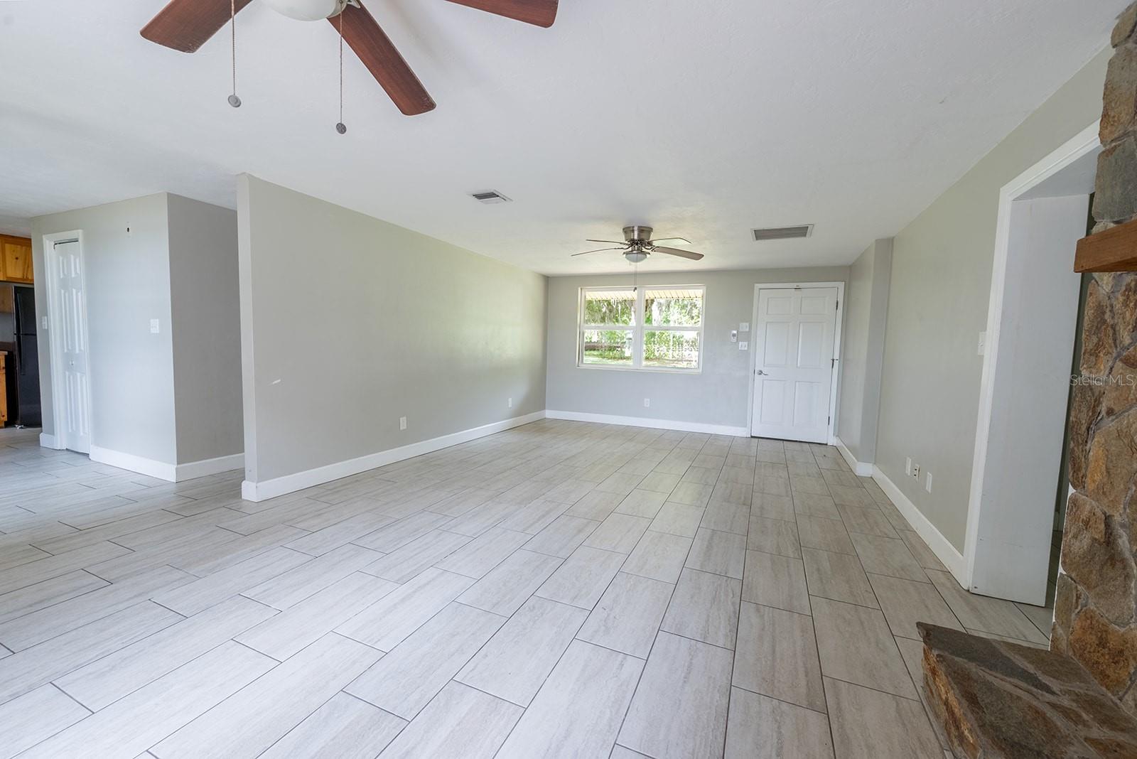 Image 36 of 100 For 16602 124th Avenue