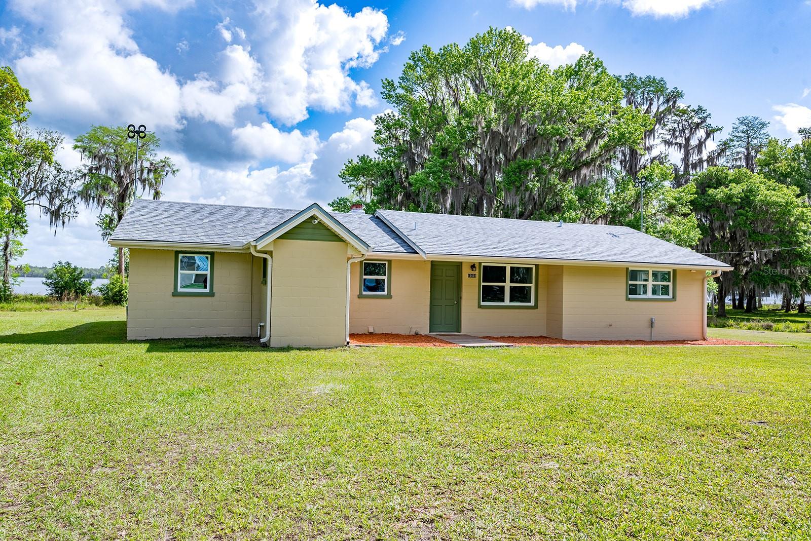 Image 4 of 100 For 16602 124th Avenue