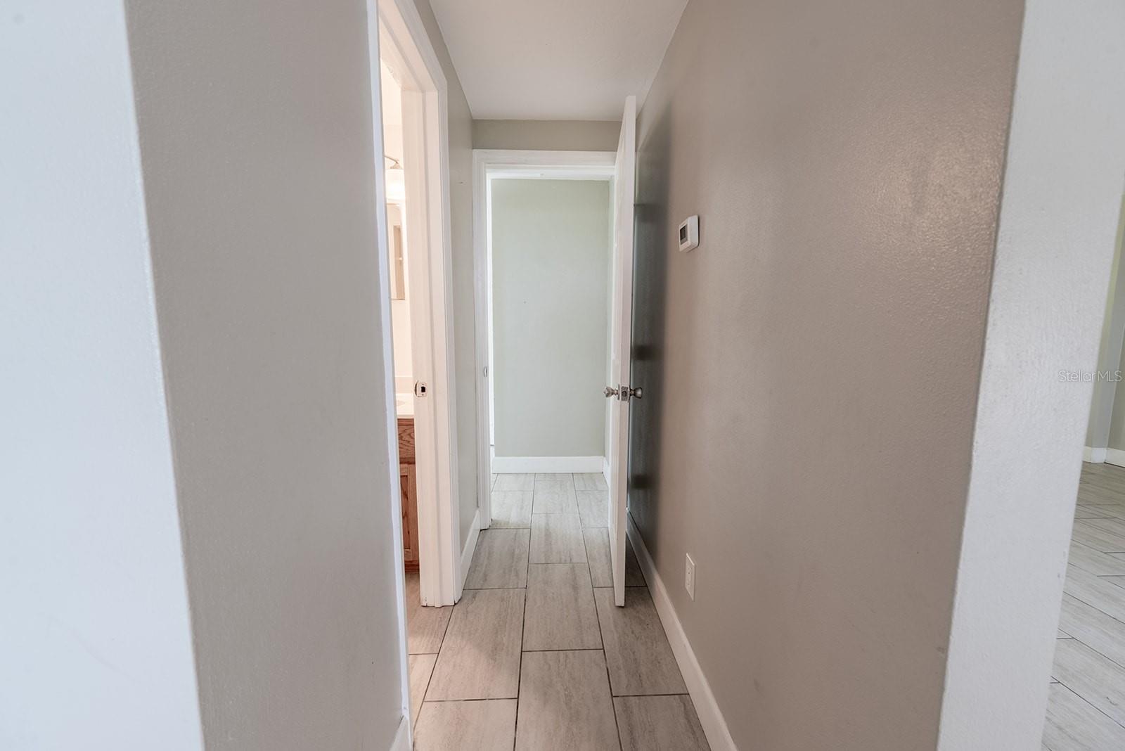 Image 42 of 100 For 16602 124th Avenue