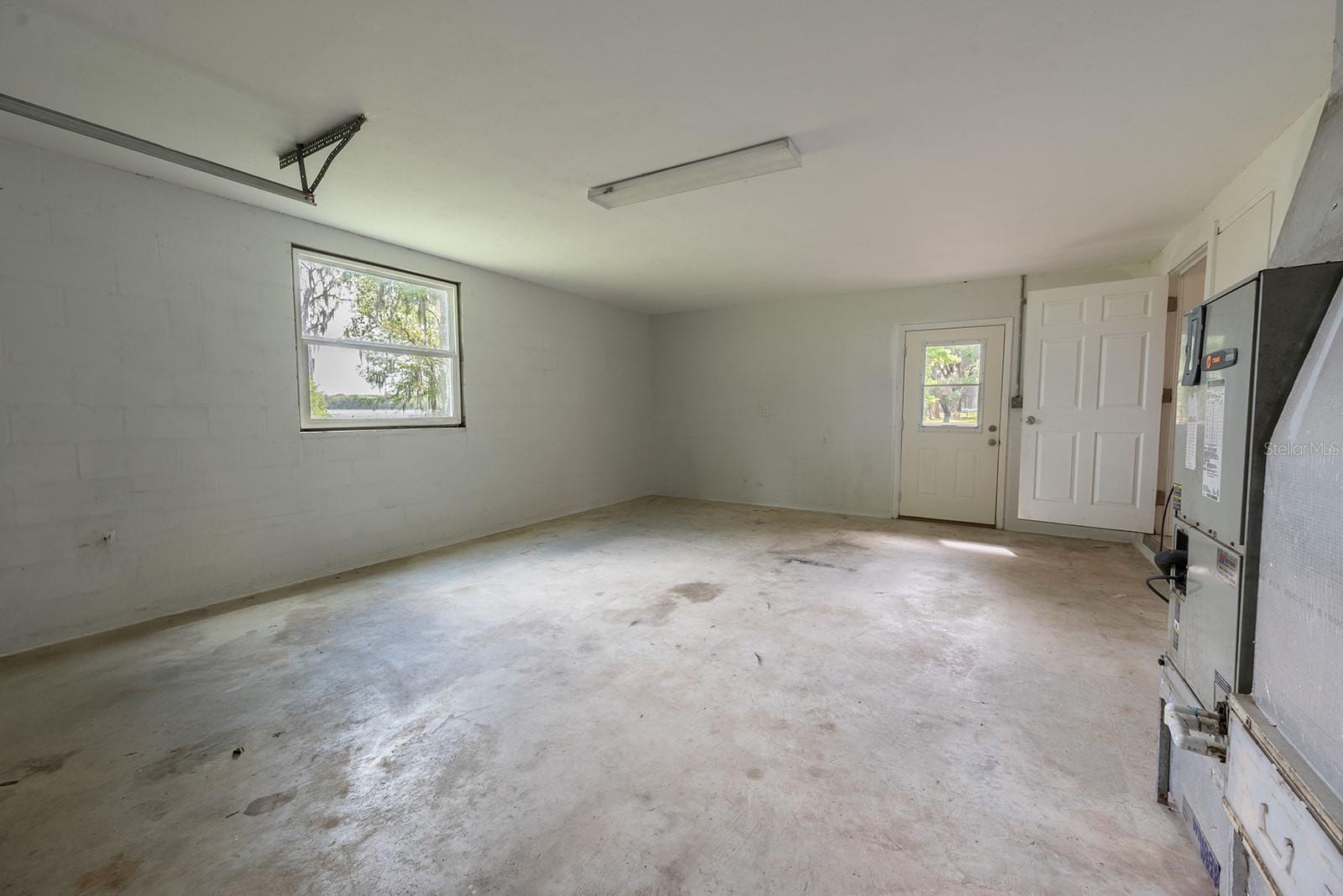 Image 56 of 100 For 16602 124th Avenue
