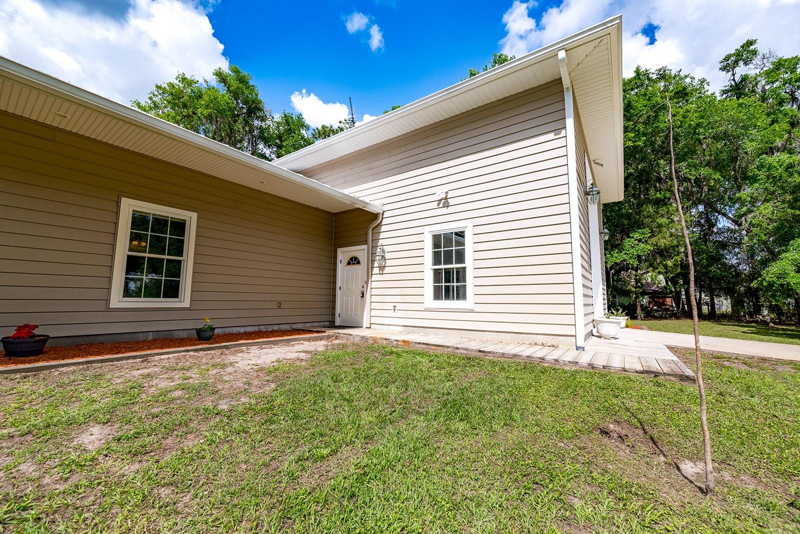 Image 60 of 100 For 16602 124th Avenue