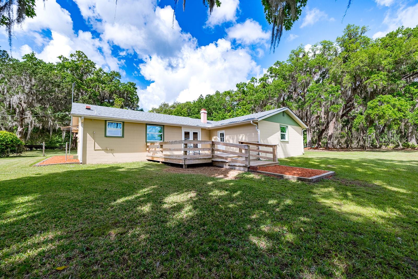 Image 8 of 100 For 16602 124th Avenue
