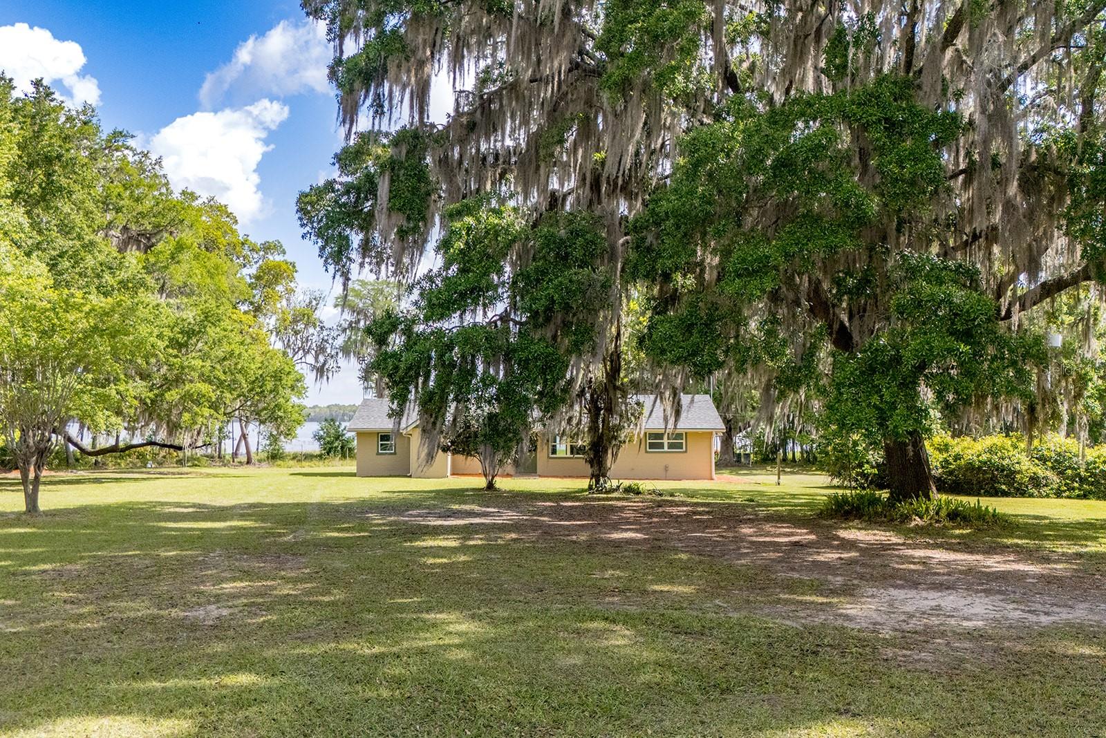 Image 80 of 100 For 16602 124th Avenue