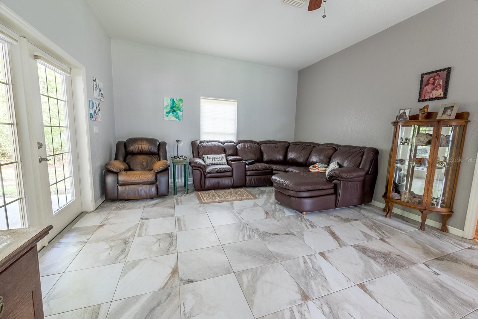 Image 91 of 100 For 16602 124th Avenue