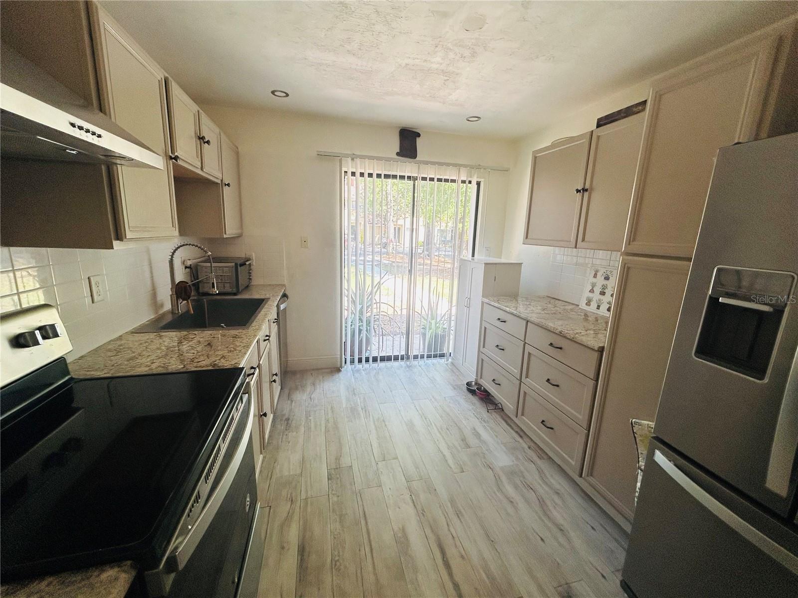 Image 3 of 8 For 507 39 Road 317