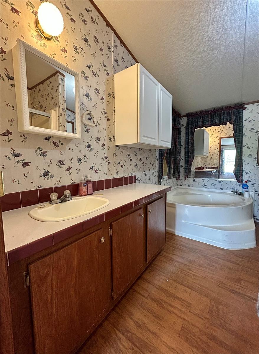 Image 11 of 23 For 7196 205th Street