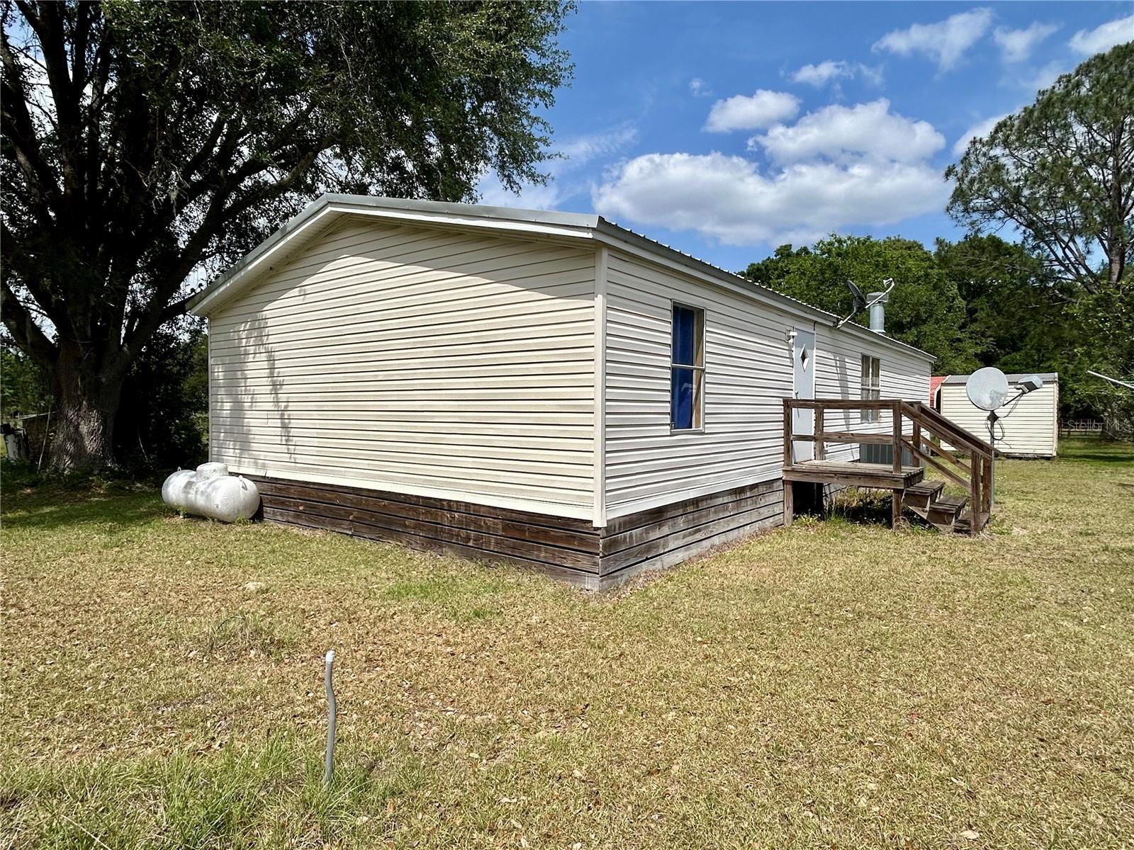Image 17 of 23 For 7196 205th Street