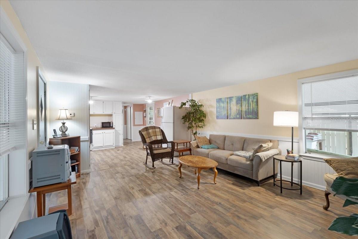 Image 4 of 40 For 11250 113th Street