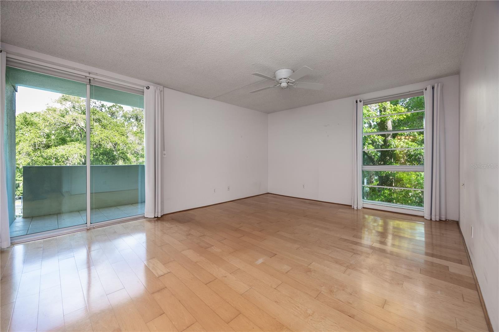 Image 20 of 57 For 1719 23rd Avenue 3f