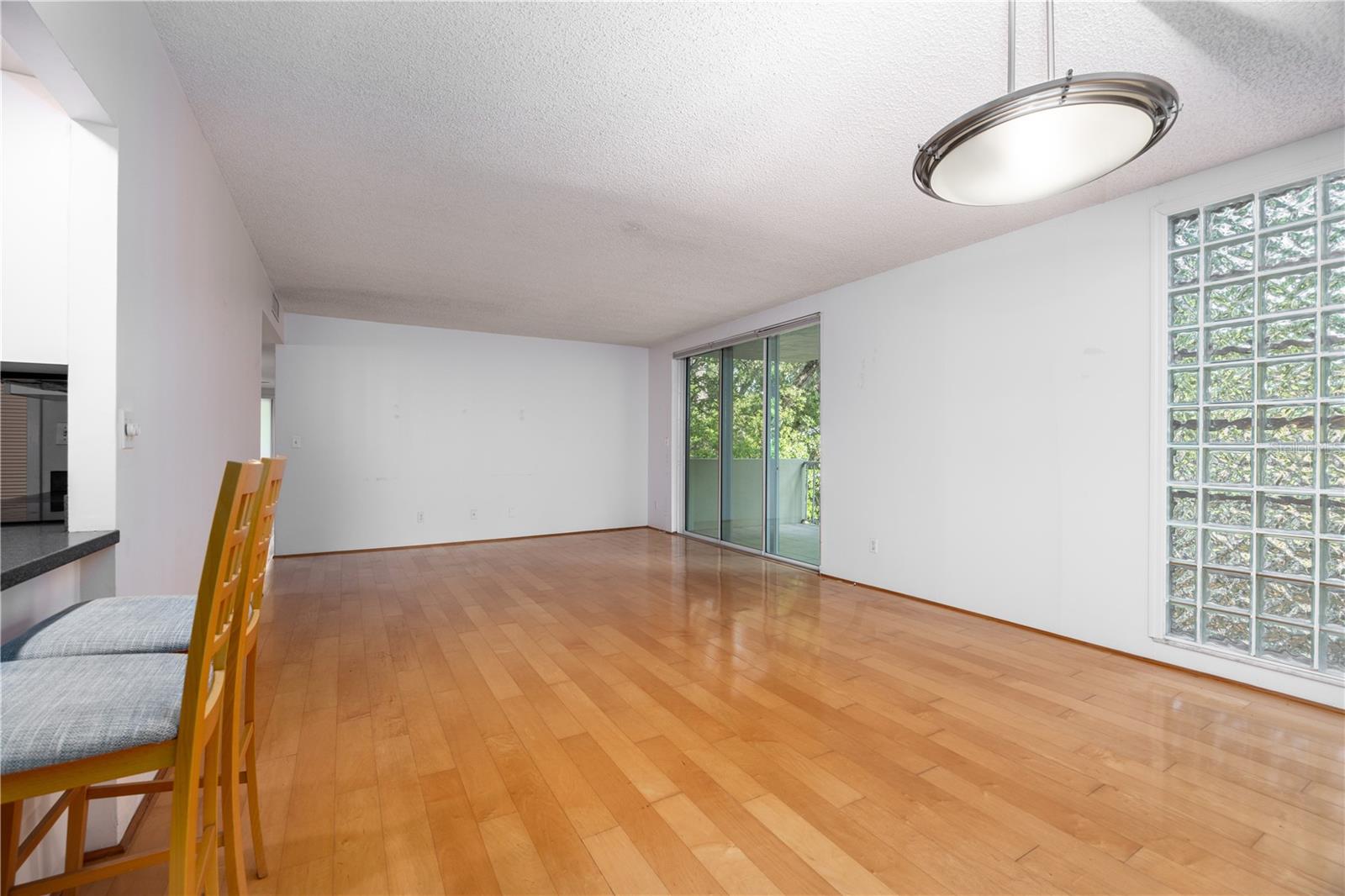 Image 23 of 57 For 1719 23rd Avenue 3f