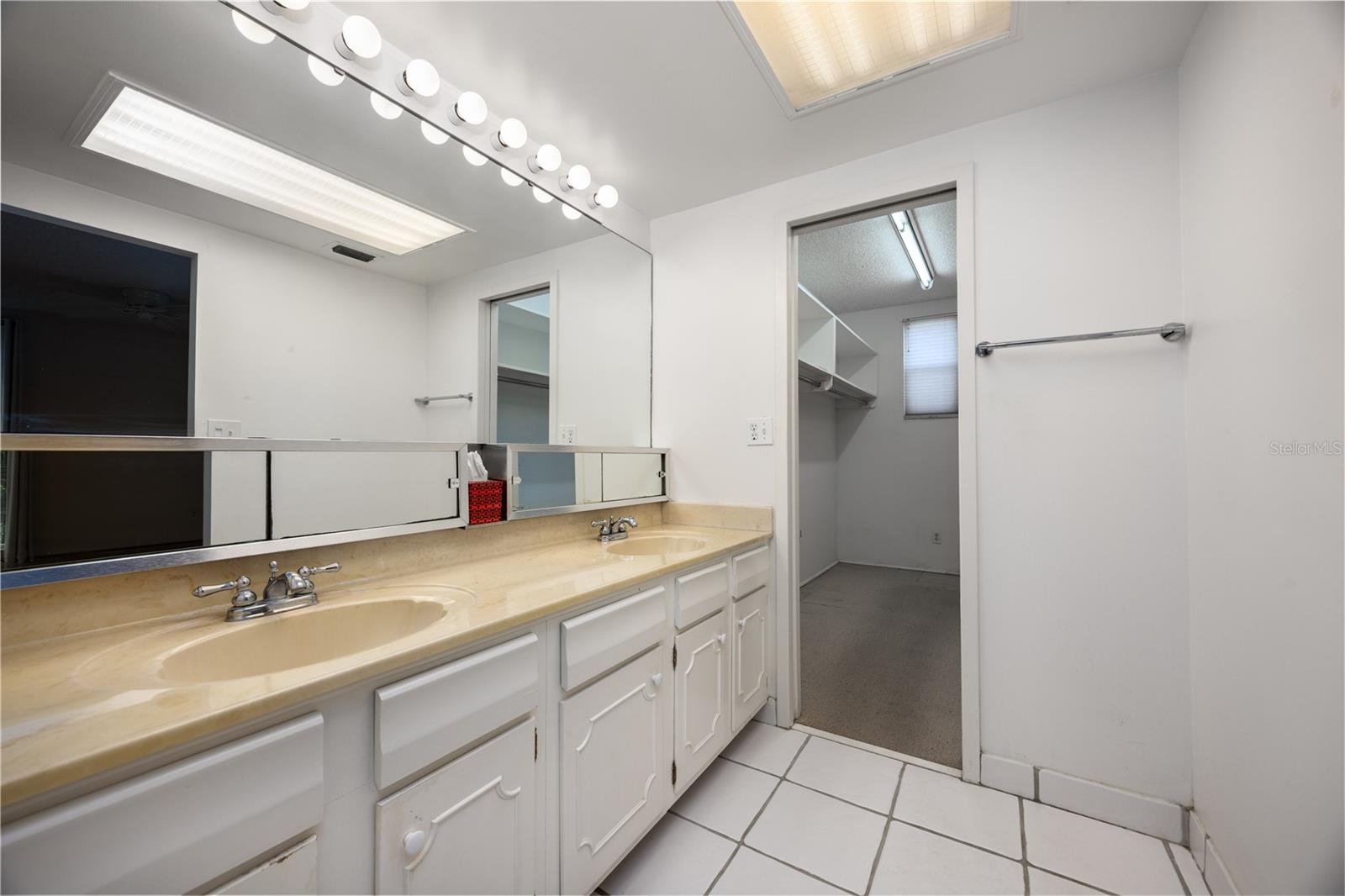 Image 39 of 57 For 1719 23rd Avenue 3f