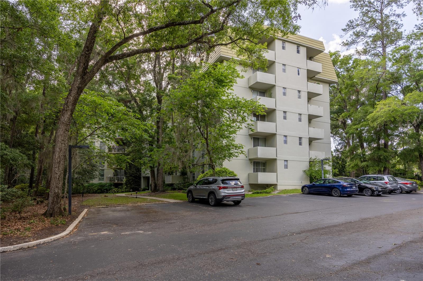 Image 6 of 57 For 1719 23rd Avenue 3f