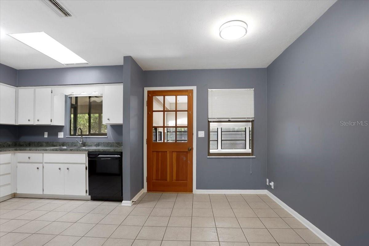 Image 7 of 33 For 3937 84th Place