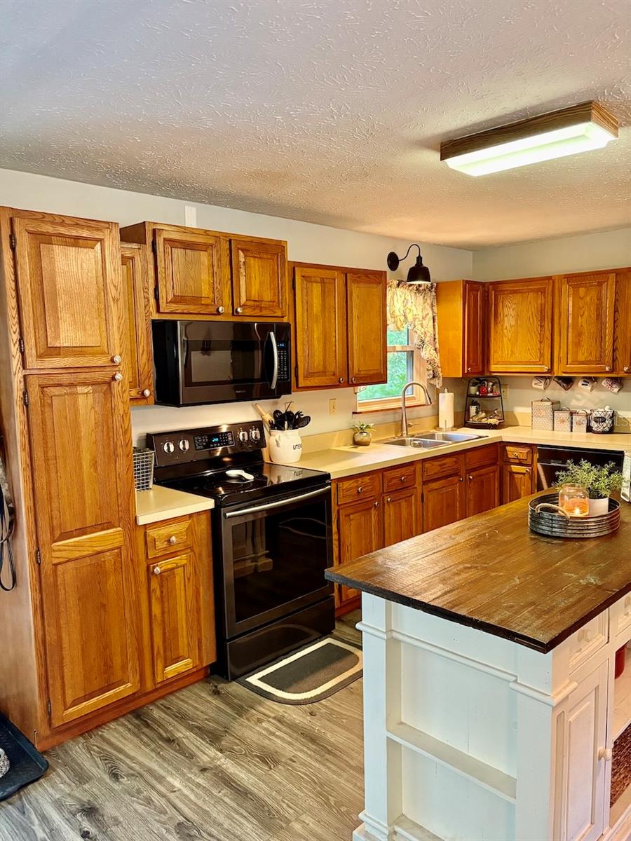 Image 10 of 51 For 540 Arthur Moore Drive