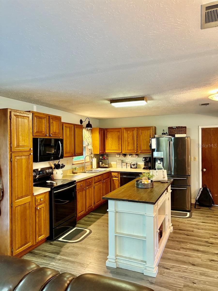 Image 9 of 51 For 540 Arthur Moore Drive