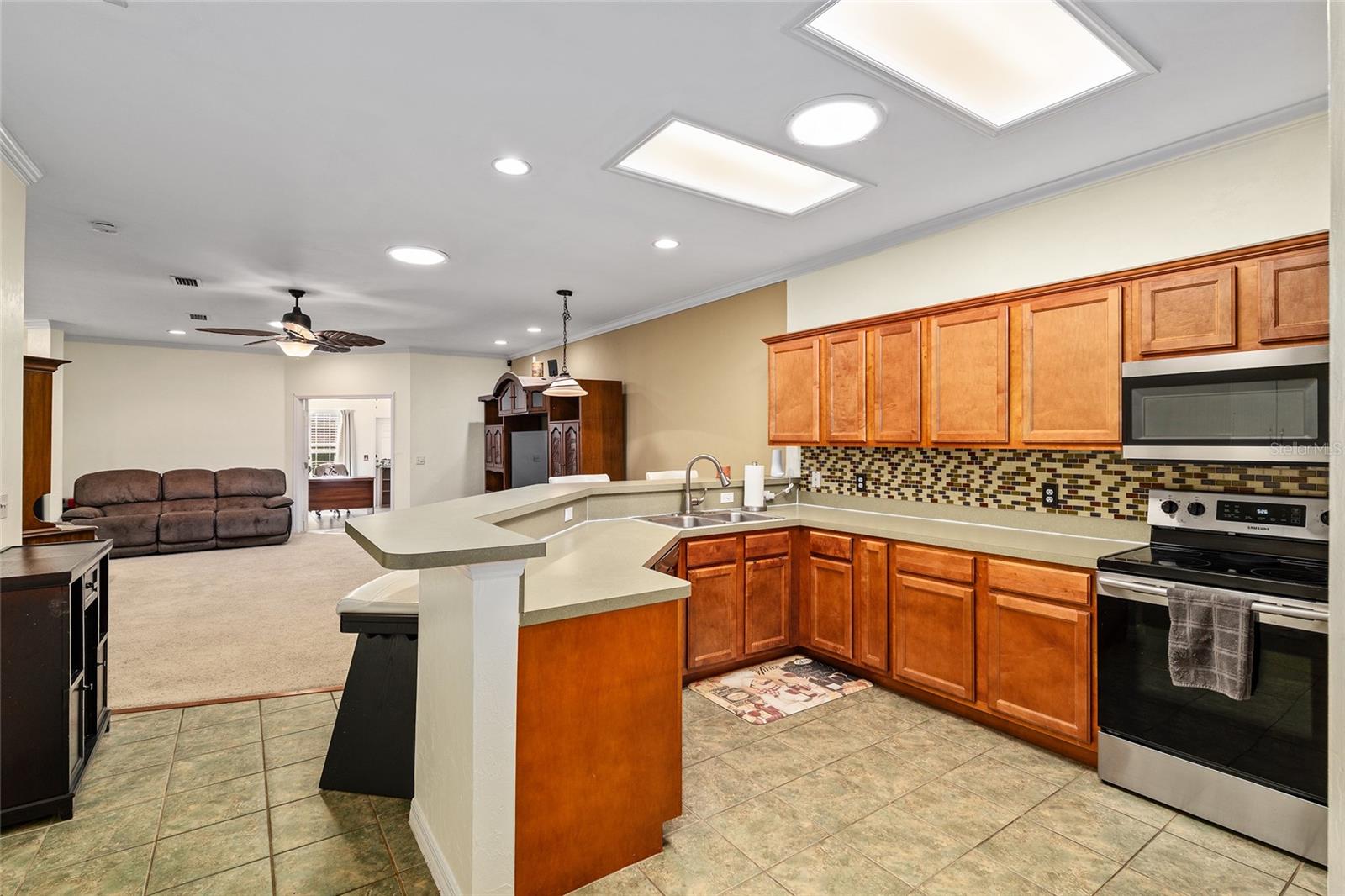 Image 7 of 34 For 1226 120th Way