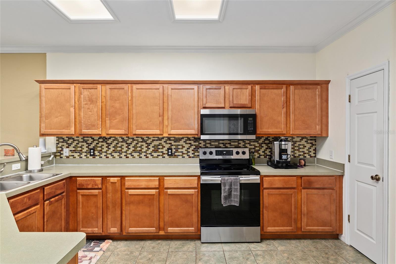 Image 9 of 34 For 1226 120th Way