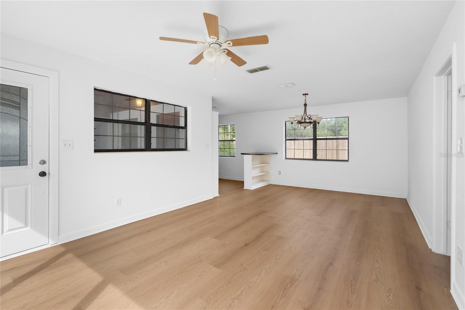 Image 3 of 25 For 529 12th Court