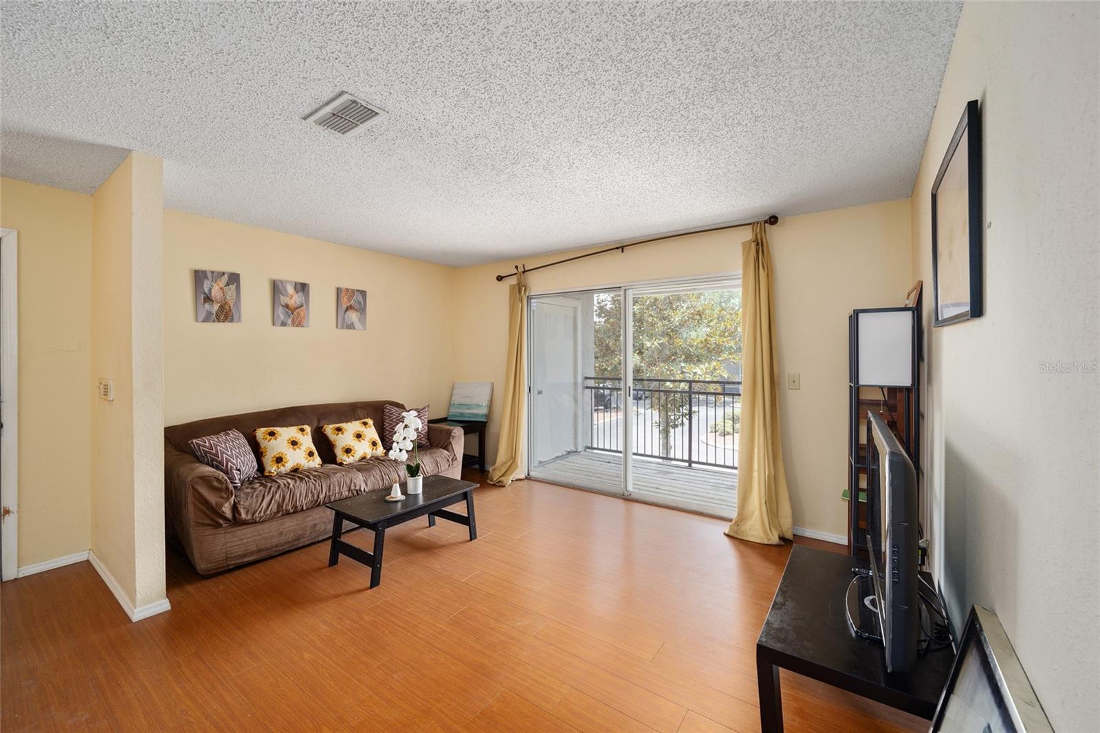 Image 11 of 31 For 3705 27th Street 221