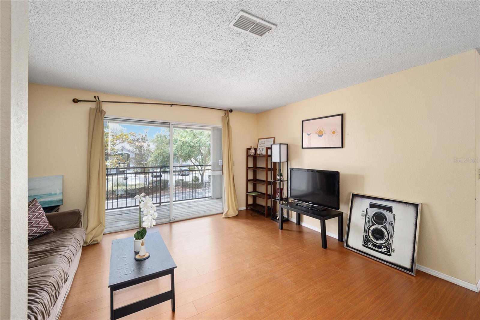 Image 13 of 31 For 3705 27th Street 221
