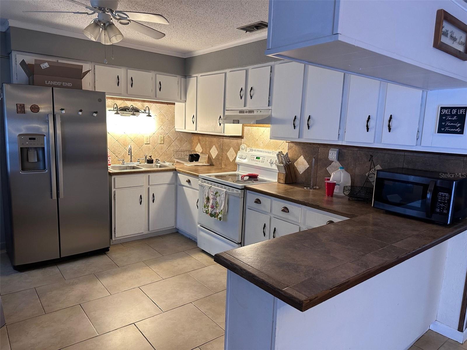 Image 3 of 17 For 213 8th Terrace
