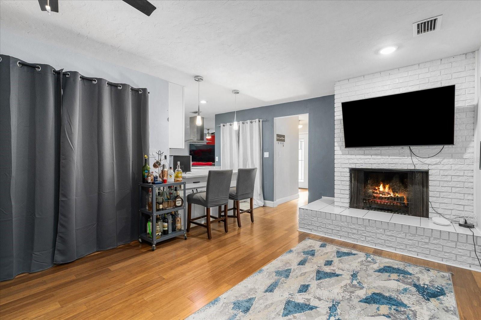 Image 11 of 43 For 424 101st Street E