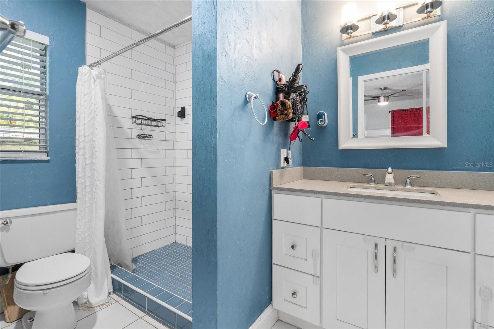 Image 22 of 43 For 424 101st Street E