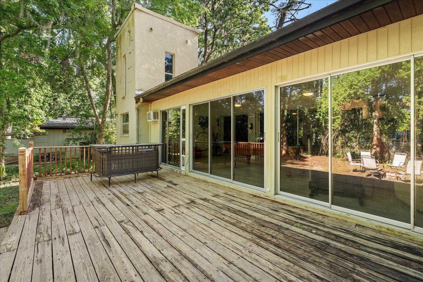Image 38 of 43 For 424 101st Street E
