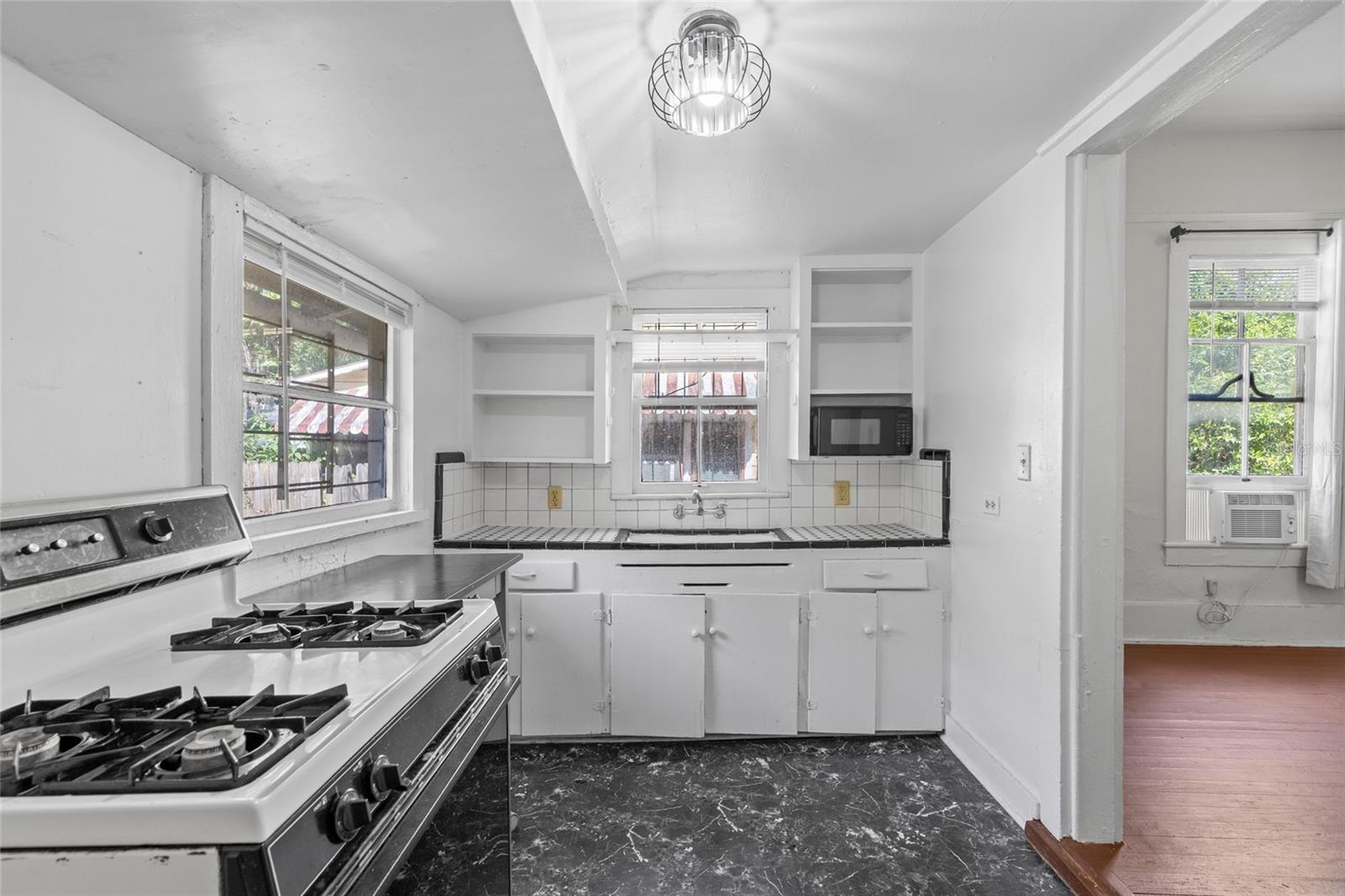 Image 7 of 56 For 228 & 232 4th Avenue