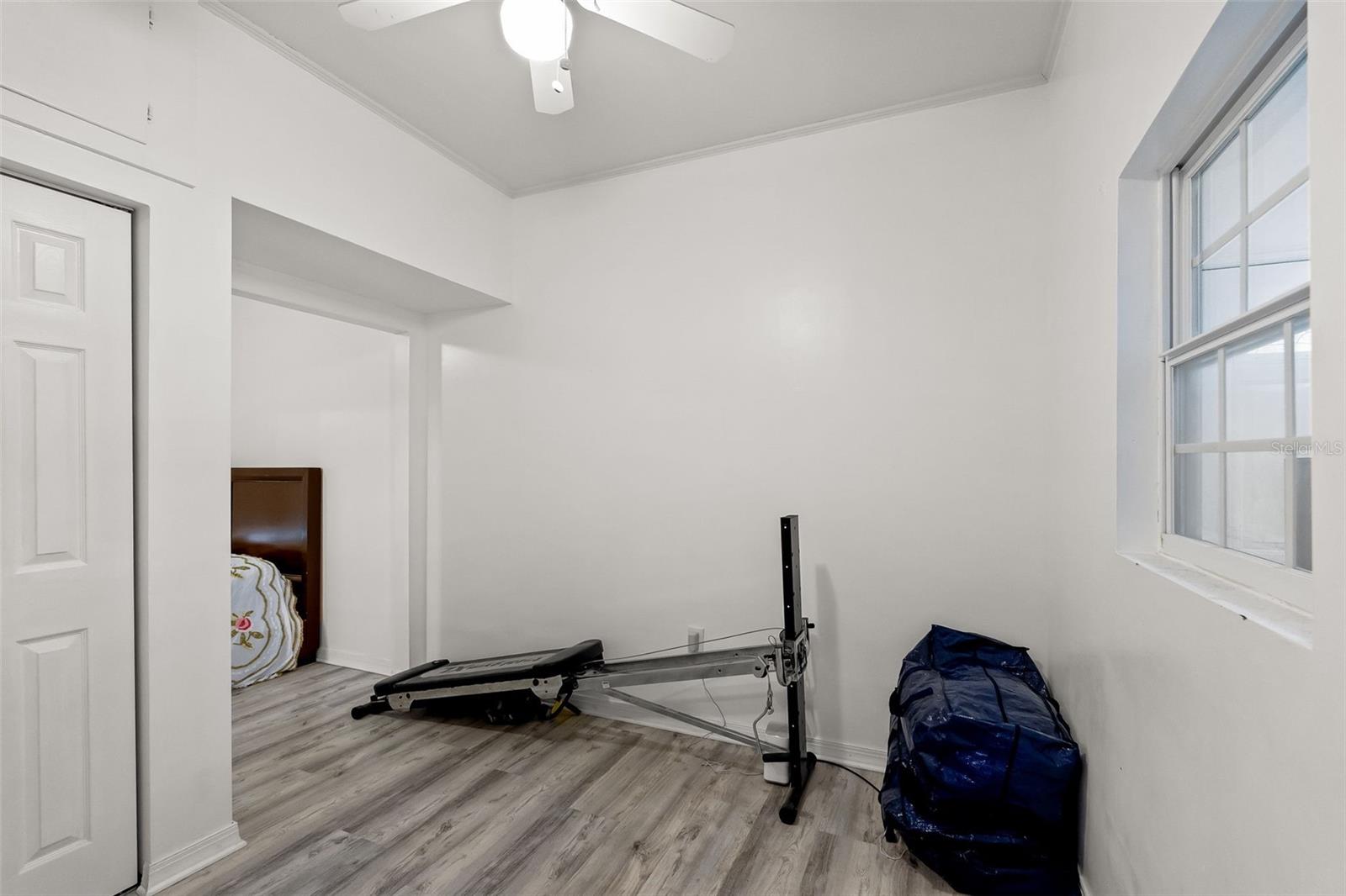Image 23 of 41 For 11123 Palmetto Boulevard