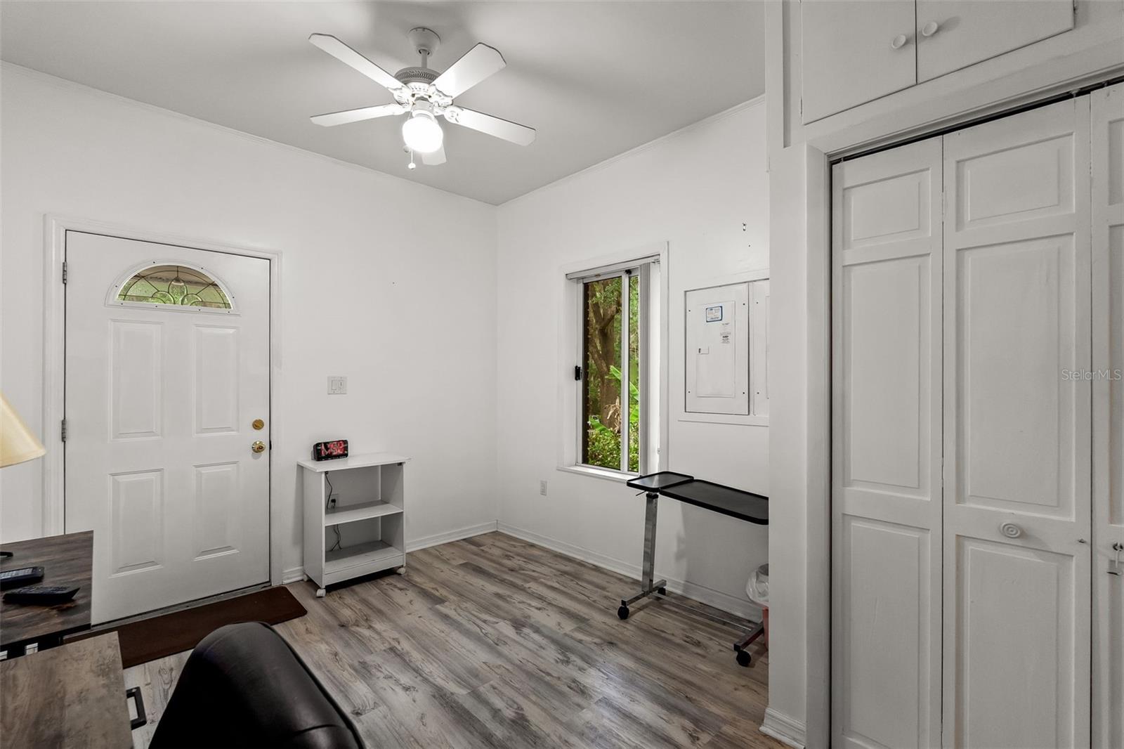 Image 24 of 41 For 11123 Palmetto Boulevard