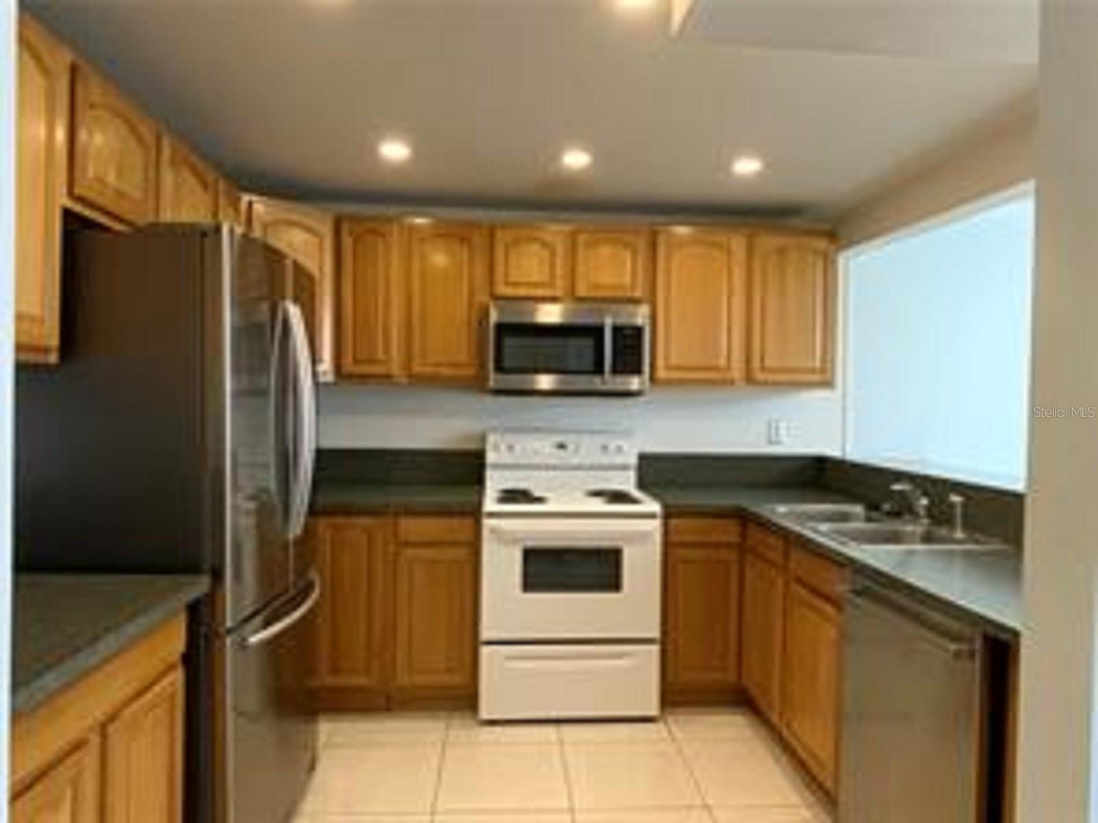 Image 2 of 13 For 2550 14th Drive