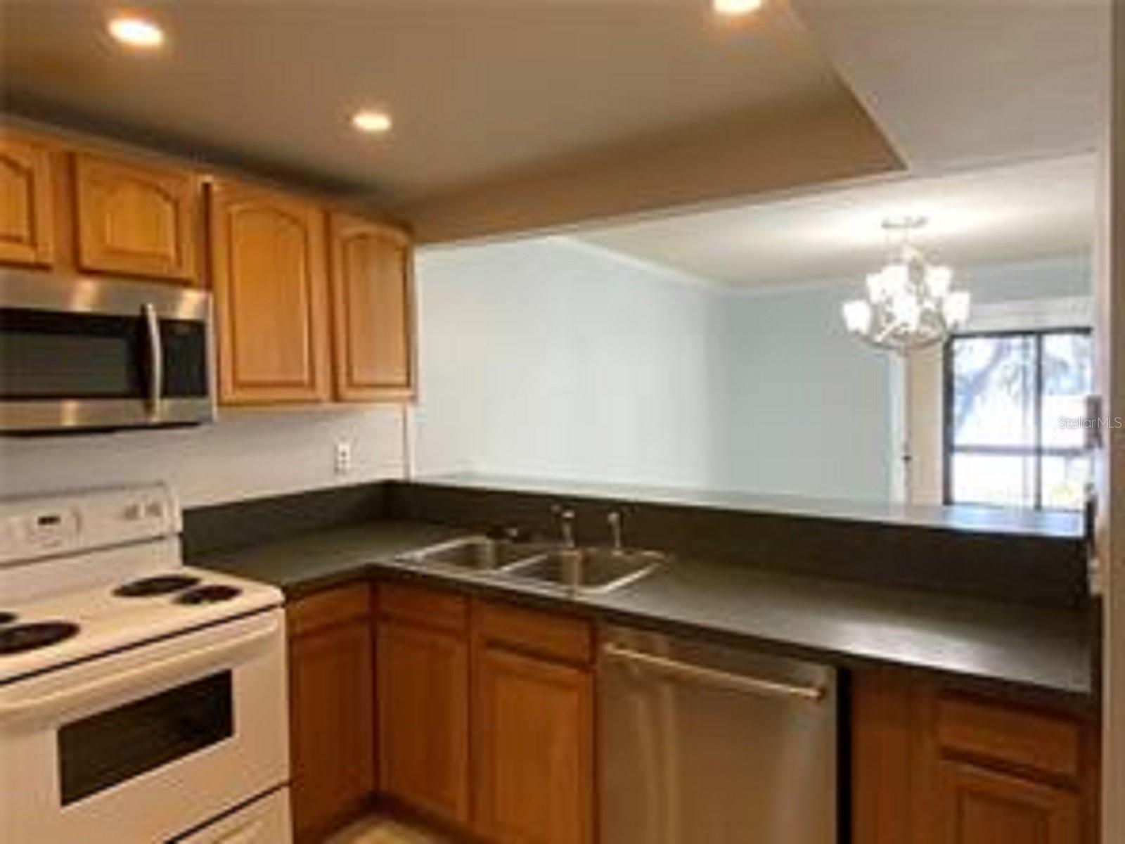 Image 3 of 13 For 2550 14th Drive