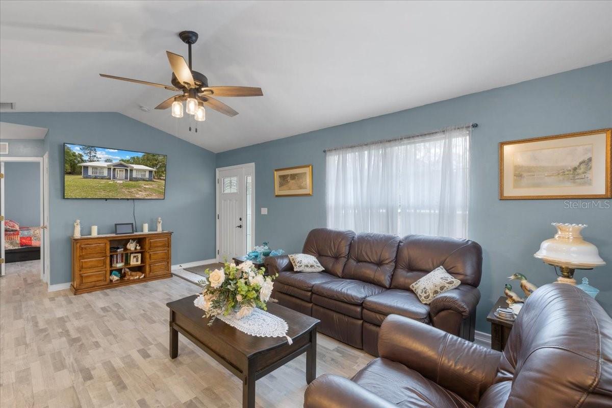 Image 10 of 38 For 6489 11th Avenue
