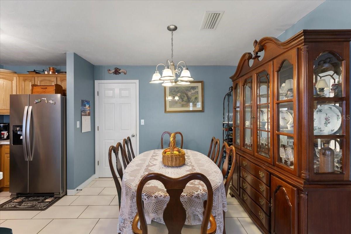 Image 12 of 38 For 6489 11th Avenue