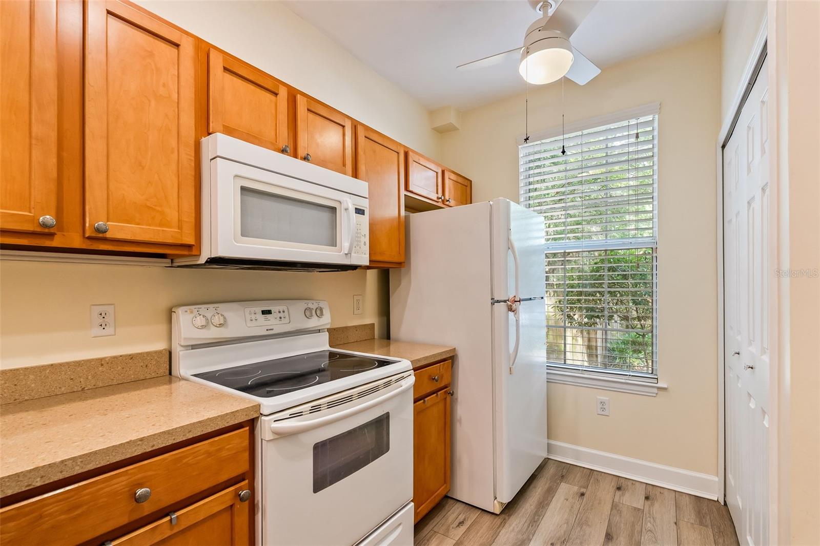 Image 8 of 25 For 851 21st Avenue 851