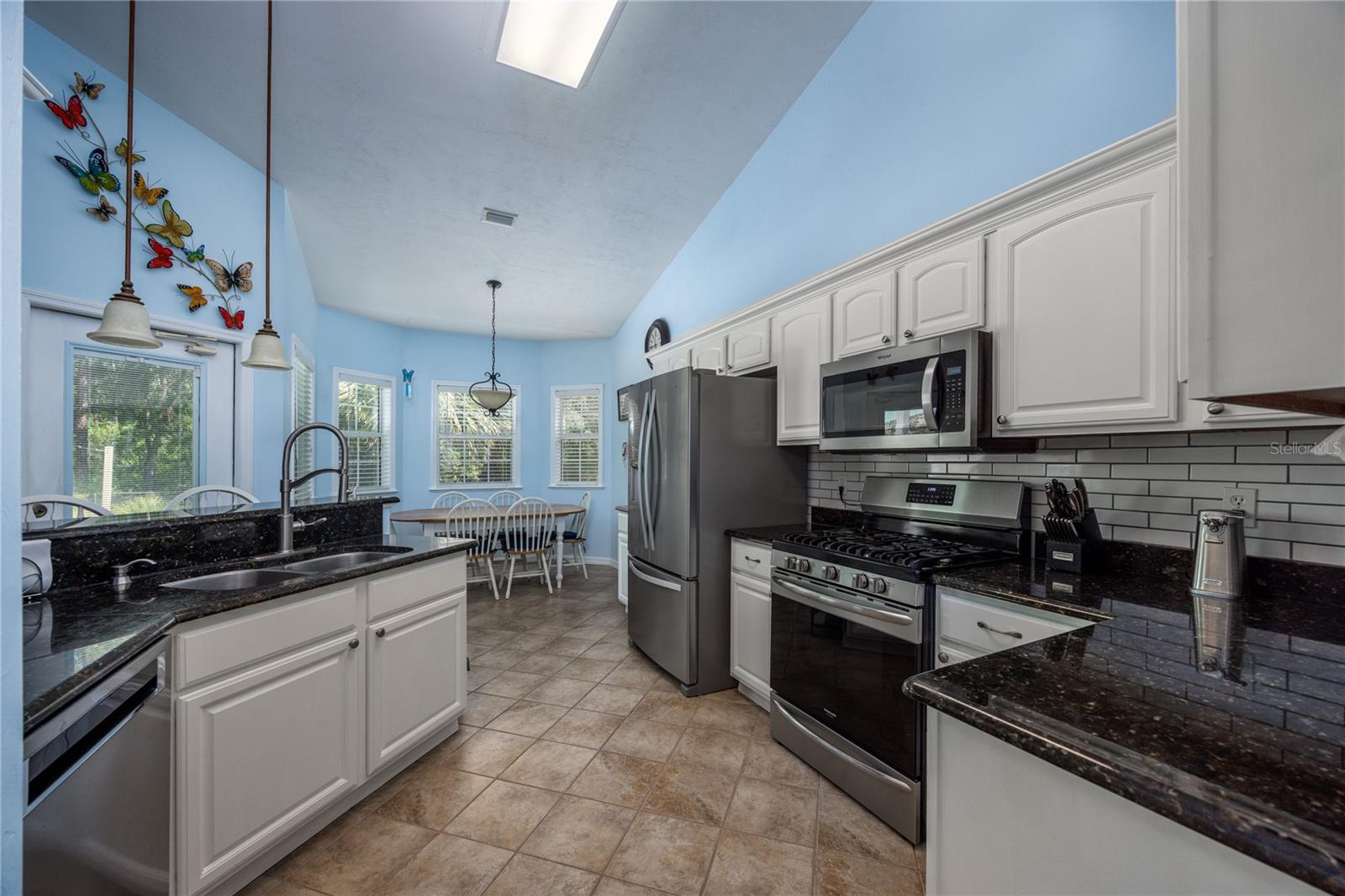 Image 15 of 74 For 8652 198th Lane
