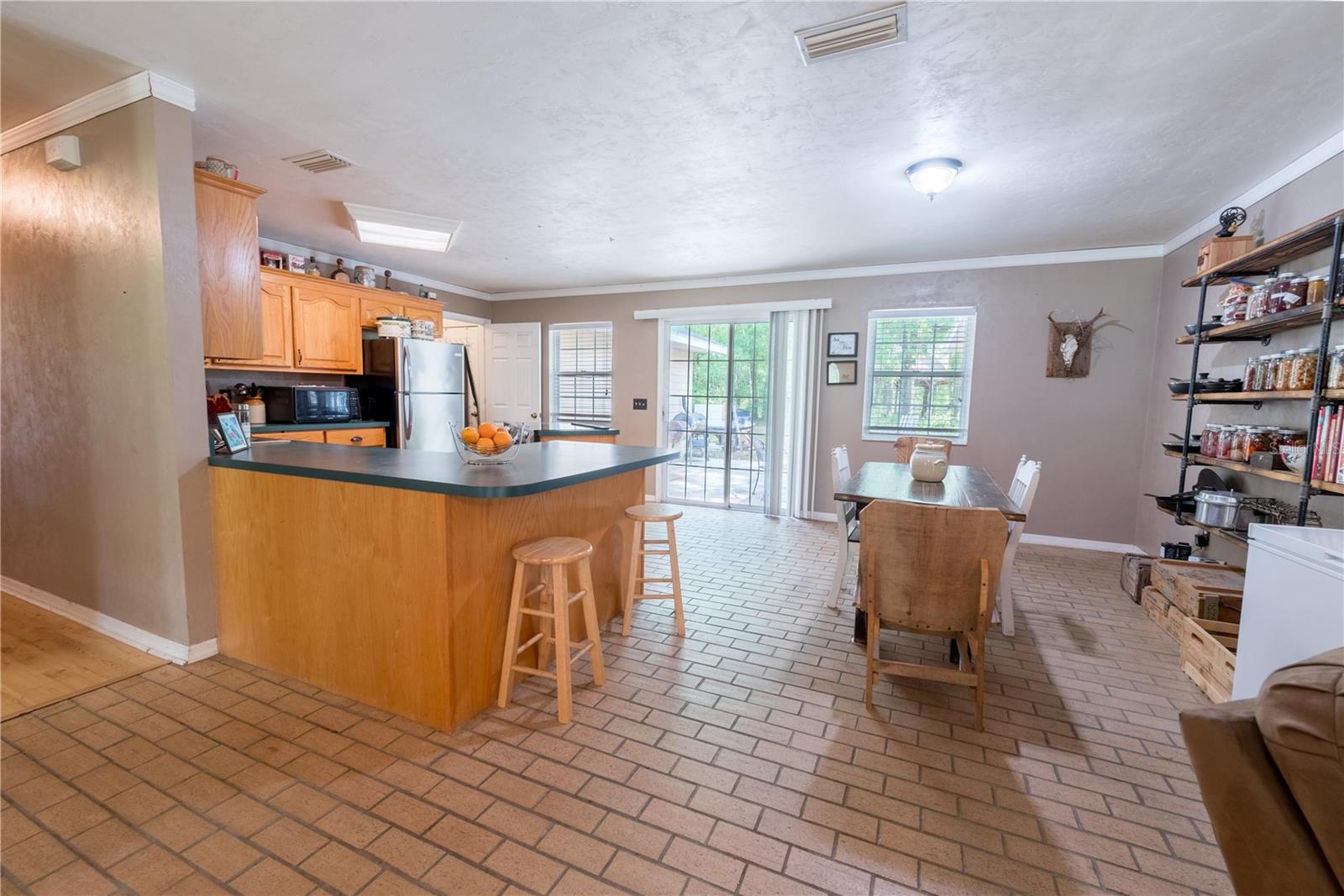 Image 10 of 58 For 5876 52nd Terrace