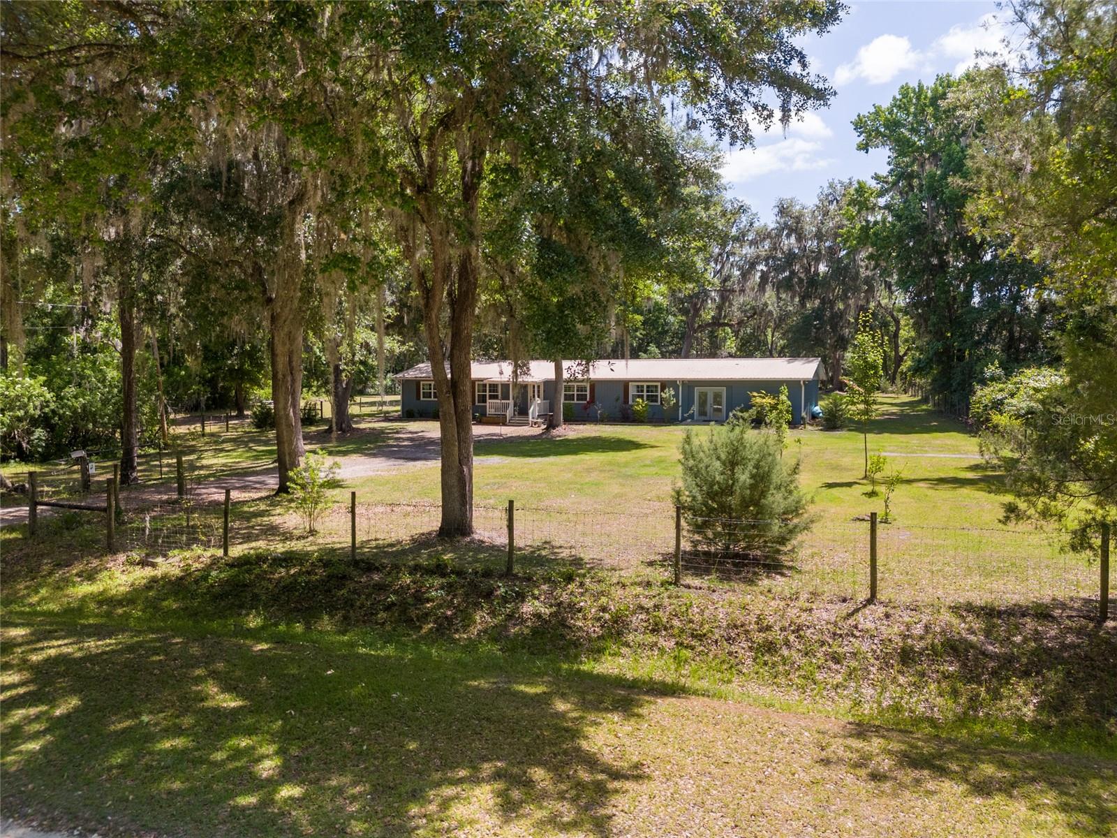 Image 10 of 47 For 18341 142nd Court Road