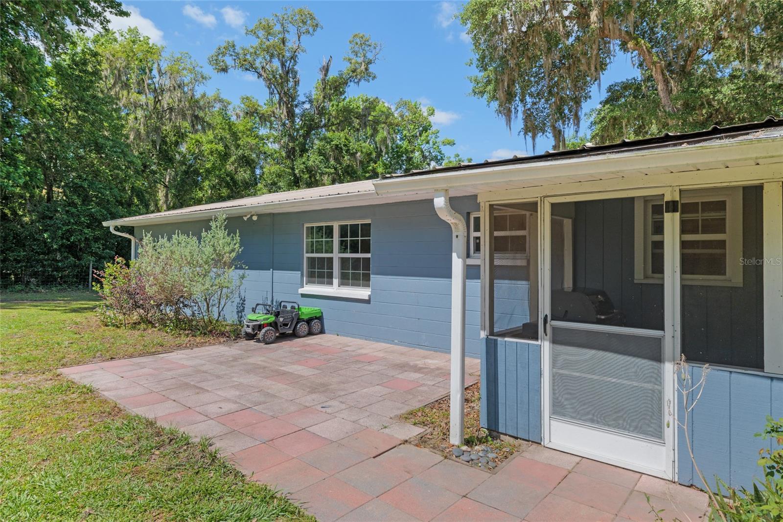Image 34 of 47 For 18341 142nd Court Road