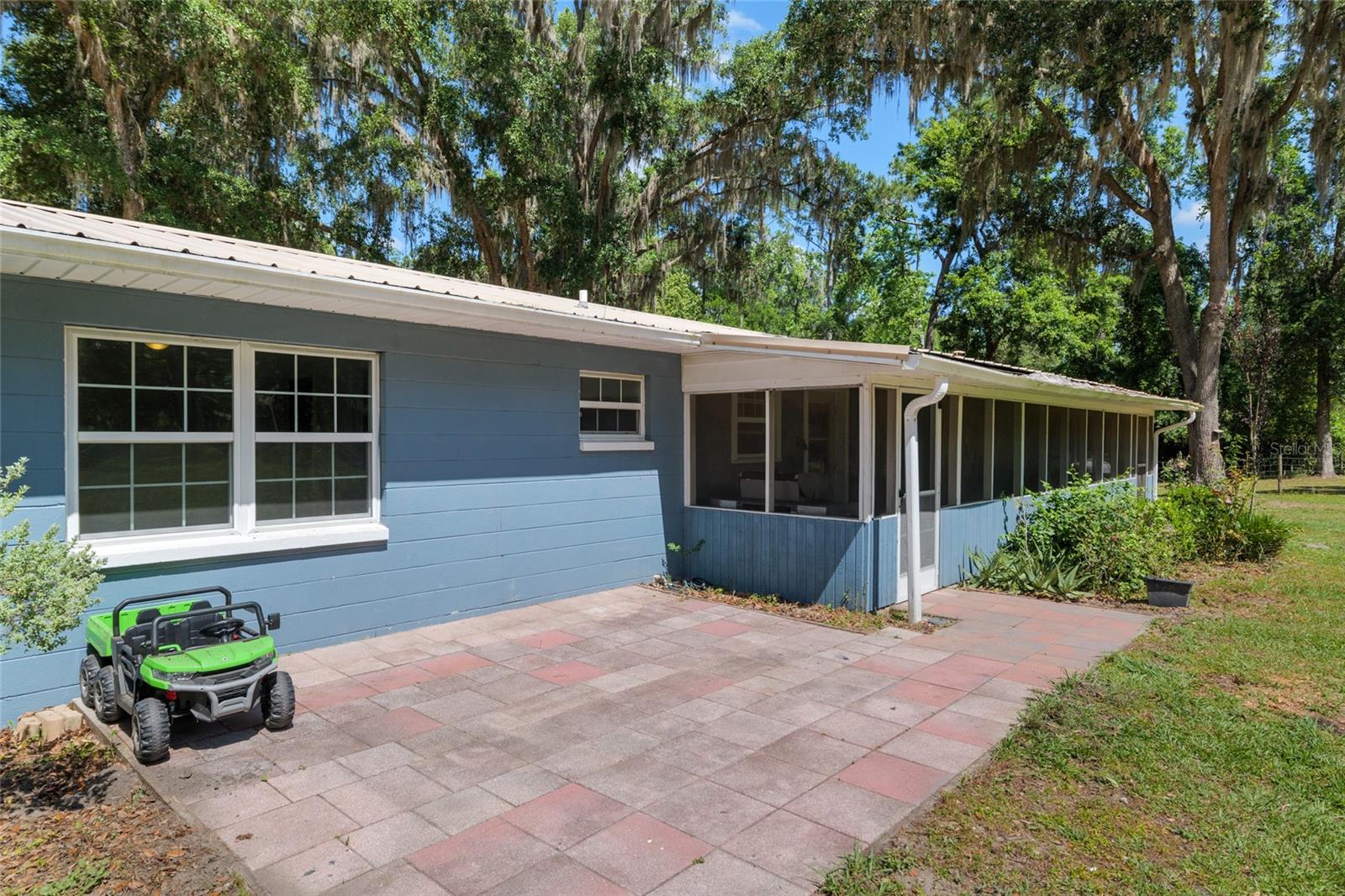 Image 35 of 47 For 18341 142nd Court Road