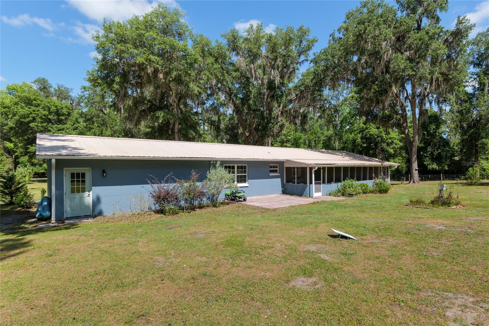 Image 37 of 47 For 18341 142nd Court Road